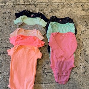 Girls bodysuit bundle 12 months
